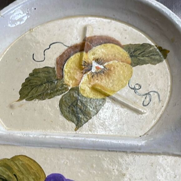 Vintage lot of 3 hand painted snack dishes. Cup and appetizer plates. - Picture 2 of 10